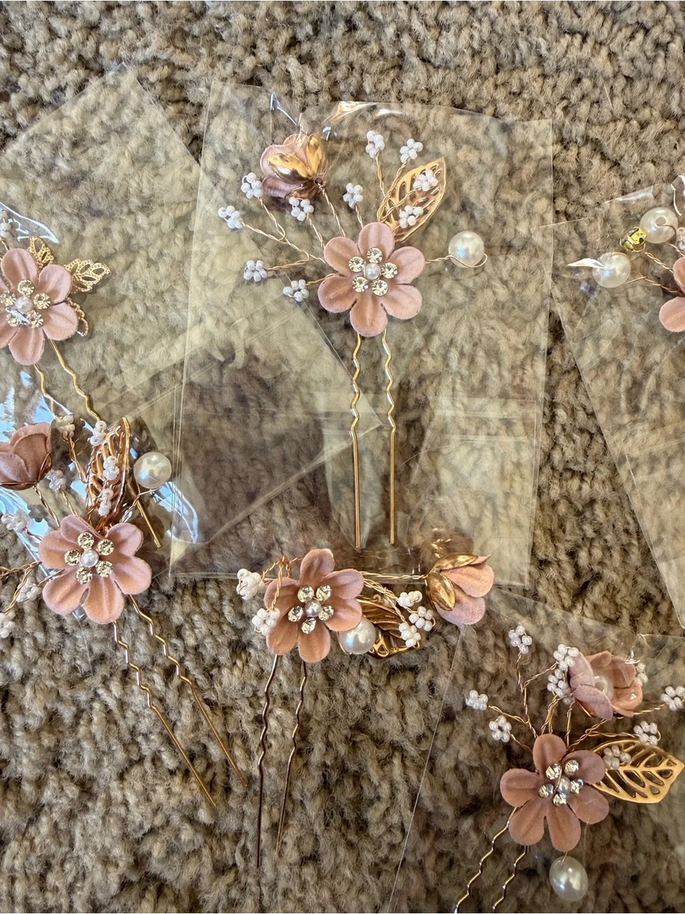 🎀3/$25🎀 Blush Pink Floral Pearl Hair Pins and Comb Set - Women Accessories NIP